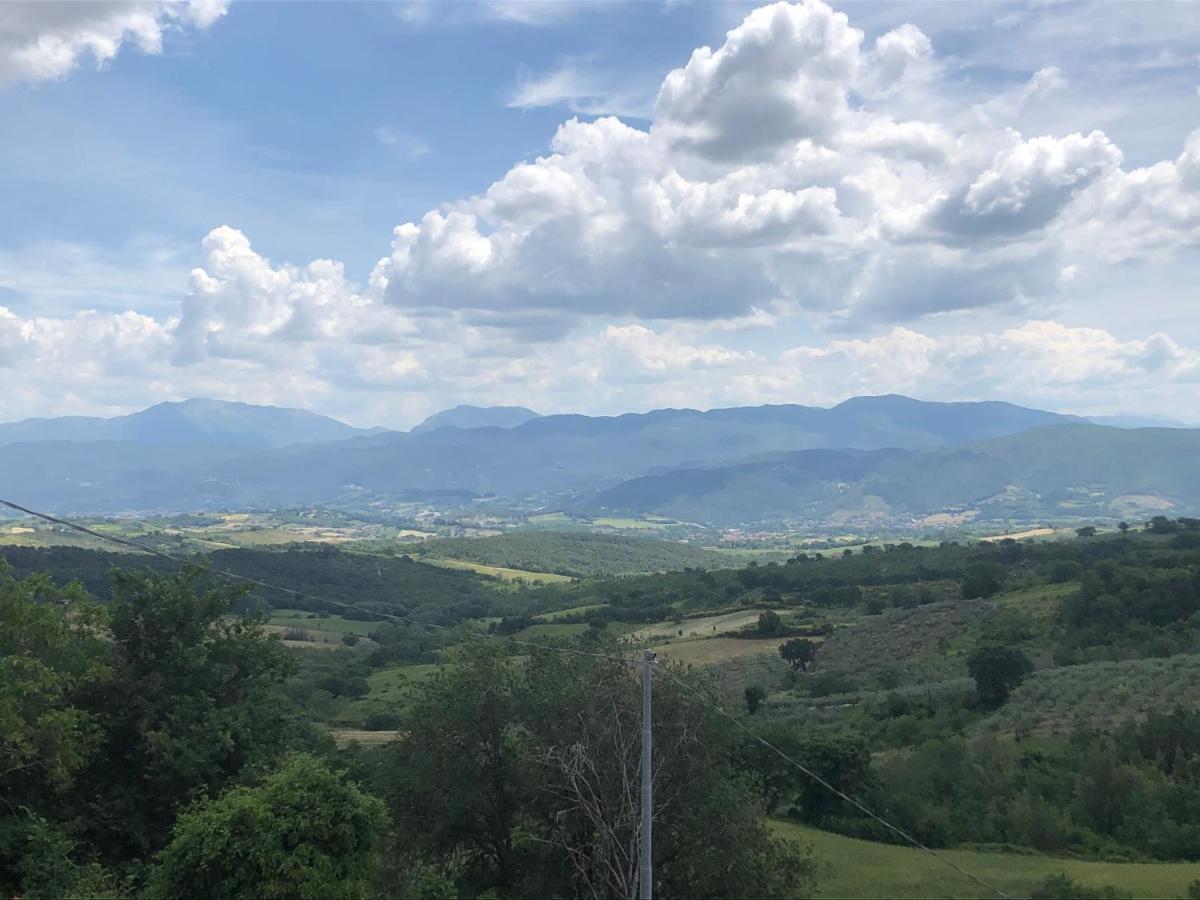 Casa Vacanze Vecchio Frantoio Residenza Moraiolo Сполето Екстериор снимка