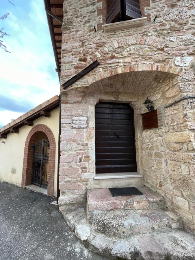 Casa Vacanze Vecchio Frantoio Residenza Moraiolo Сполето Екстериор снимка